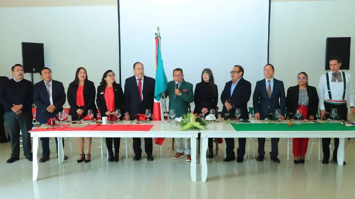 Libertad, bastión que posibilita el desarrollo de los pueblos: rector de la UATx