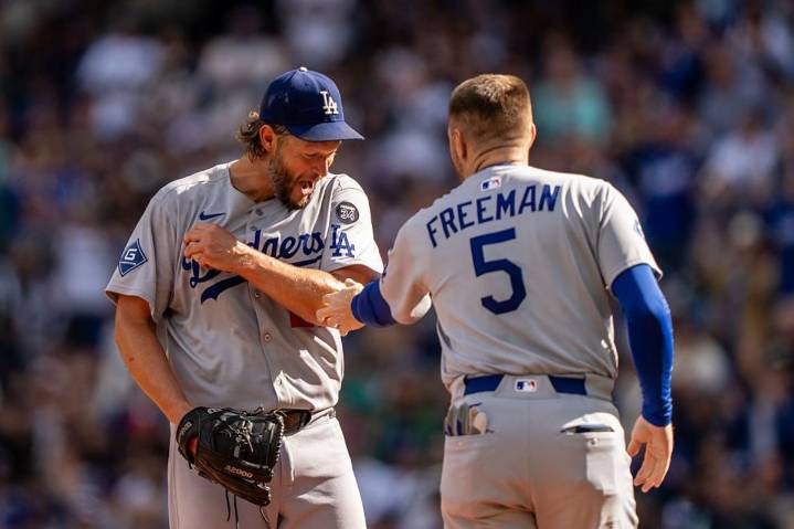 Kershaw's Farewell: Dodgers Beat Mariners In Final Regular Season