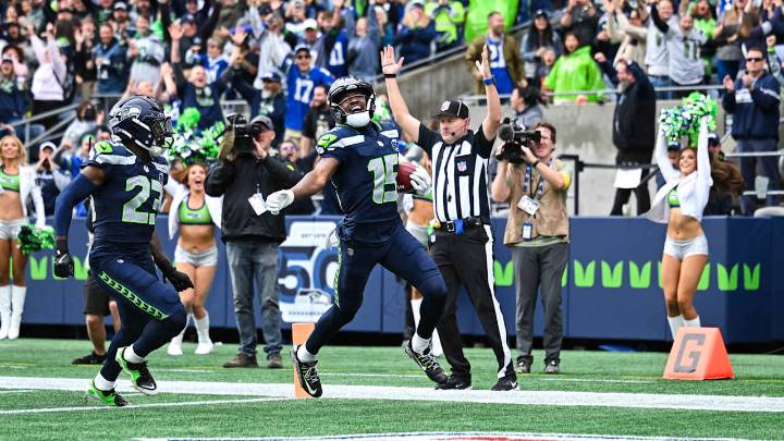 PHOTOS: Frame By Frame Look At Tory Horton's 95-Yard Punt Return Touchdown vs. Saints