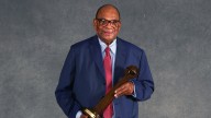 Hall of Famer George Raveling dies at 88