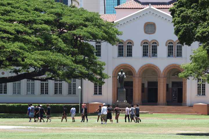 Here's Where Hawaiʻi School Enrollment Is Dropping Fastest
