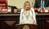 Ednita Nazario recibe homenaje del Senado por su trayectoria
