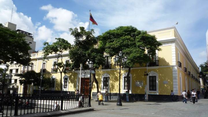 Sierra Leona manifiesta su firme apoyo a Venezuela ante las amenazas en contra de la paz y la soberanía