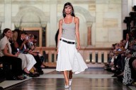 Tory Burch takes her latest collection to the bank for New York Fashion Week show