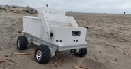 Innovación para descontaminar el medio ambiente: Robot con IA integrada busca combatir la basura presente en las playas