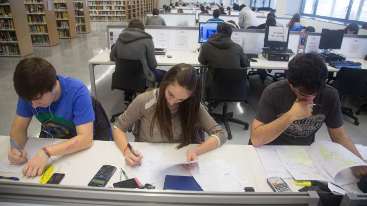 El porcentaje de españoles con bajo nivel educativo es de más del doble que en la UE