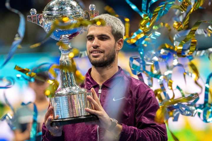 Alcaraz logra en Tokio su octavo título en 2025, pero renuncia a Shanghái