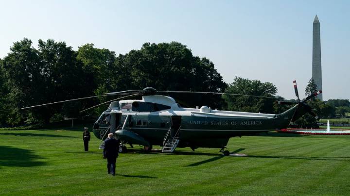 Man charged with allegedly pointing laser at Marine One with Trump on board
