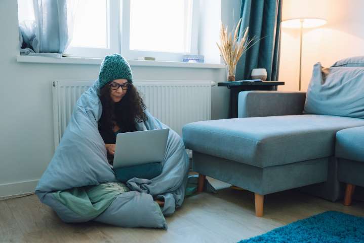Dear Annie: I am so paralyzed by fear of everything, I can’t even do anything to make myself better