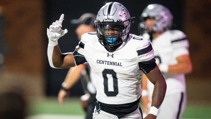 Ankeny Centennial vs. Des Moines Lincoln analysis: Javaris Morgan stars