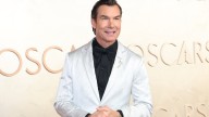 Actor Jerry O'Connell's wallet and phone stolen during class at LA yoga studio