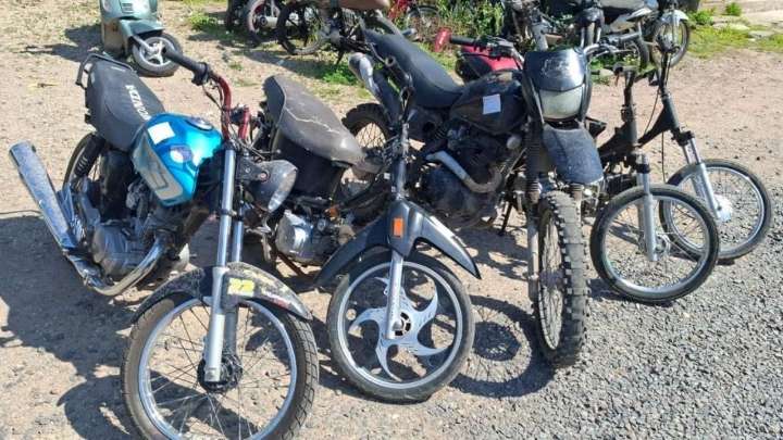 Se clausuró un taller clandestino y se secuestraron motos con escape libre