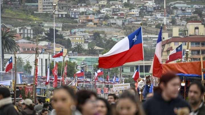¿Fiesta masiva con copete en Maitencillo? Autoridades reaccionan y toman drástica decisión