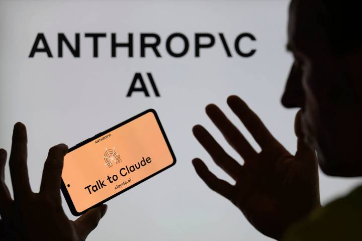 Trump AI vendor pick Anthropic faces scrutiny over Democratic ties