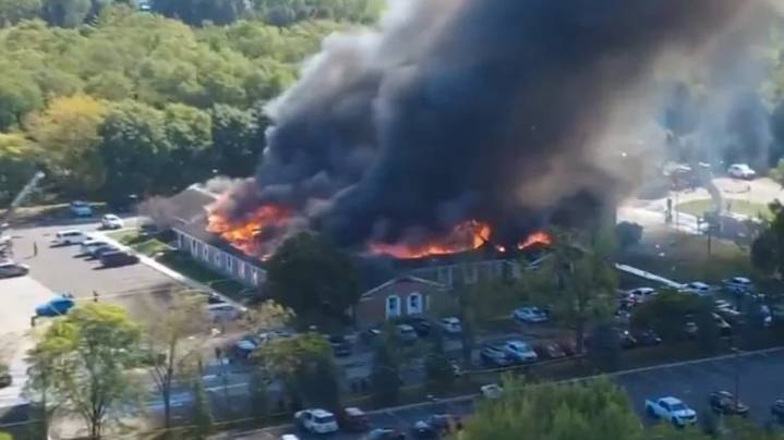 Reportan múltiples heridos tras un tiroteo e incendio en una iglesia de Michigan