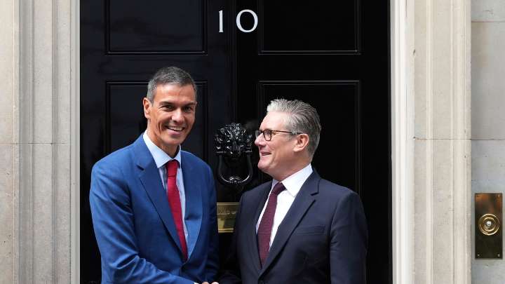 Sánchez y Starmer se reúnen en Downing Street tras el acuerdo sobre Gibraltar