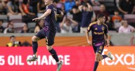 Lucas Sanabria scores late in stoppage time to rally Galaxy to 1