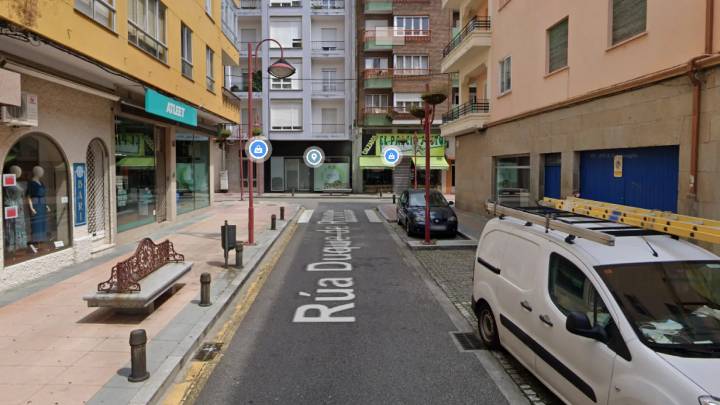 Un joven mata a su madre en Vilagarcía (Pontevedra) y se precipita desde un tercer piso