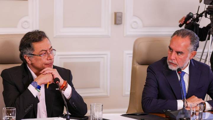 Acusan al Gobierno de Petro de “extorsionar” al Congreso por elección del nuevo magistrado