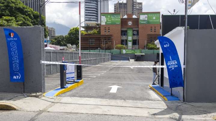 Chacao amplía la comodidad y el acceso al Mercado Municipal con nuevo estacionamiento para más de 130 vehículos