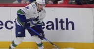 Canucks' Hoglander scores before exiting in 3