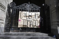 Ya lleva dos días la toma en los colegios Carlos Pellegrini y el Nacional de Buenos Aires