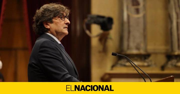 David Pérez, del PSC, regresa al pleno del Parlament tras un infarto: "El sistema sanitario es un tesoro"