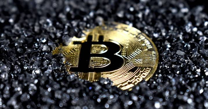 ED Files Chargesheet Against Raj Kundra In Bitcoin 'Scam'