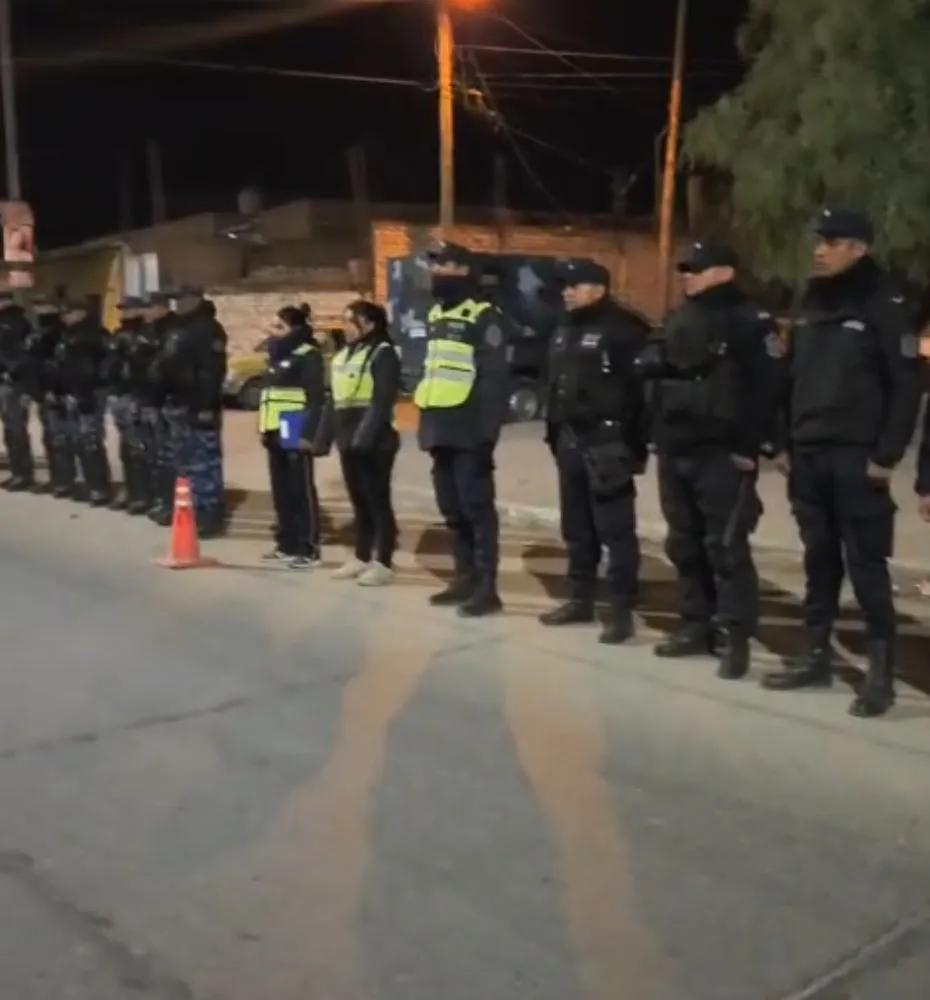 Operativo en zona sudeste: Más de 50 personas multadas y 5 demoradas por diferentes delitos