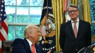 El embajador británico en EEUU, Peter Mandelson, destituido por sus vínculos con Epstein