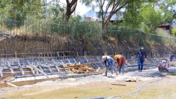 Lluvias dejan saldo blanco en obra de muro de contención en arroyo Las Tinajas