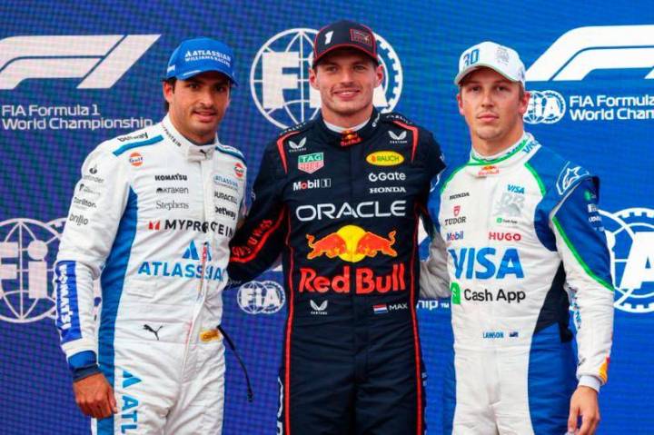 Max Verstappen ganó la pole position del Gran Premio de Bakú en Azerbaiyán