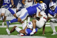 Stanford offense sputters in 27