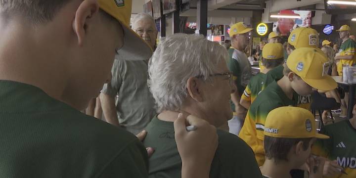 Sioux Falls Little League team welcomed back home