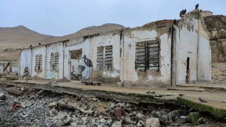 El Frontón: ¿es una solución real a la crisis penitenciaria o un proyecto inviable? Exjefe del INPE y arquitecta responden