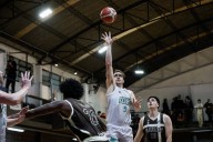 Gran aporte del nicoleño José Defelippo en la victoria de Ferro en el debut en la Liga