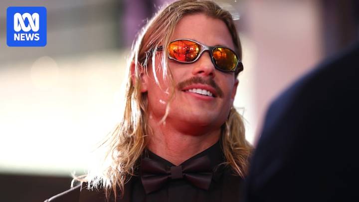 Brownlow Medal 2025 live updates — Nick Daicos, Jordan Dawson, Bailey Smith among favourites for AFL's top award