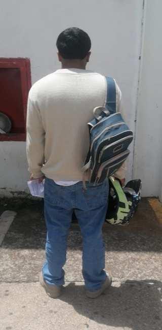 Circulaba en motocicleta con permiso falso y fue detenido