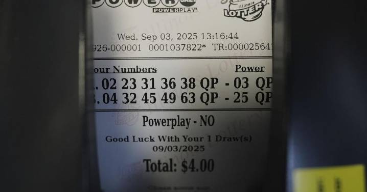 Powerball jackpot remains unclaimed, growing to estimated $1.7 billion