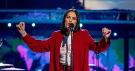 Jessie J leaves Strictly Come Dancing fans in tears during performance after cancer battle