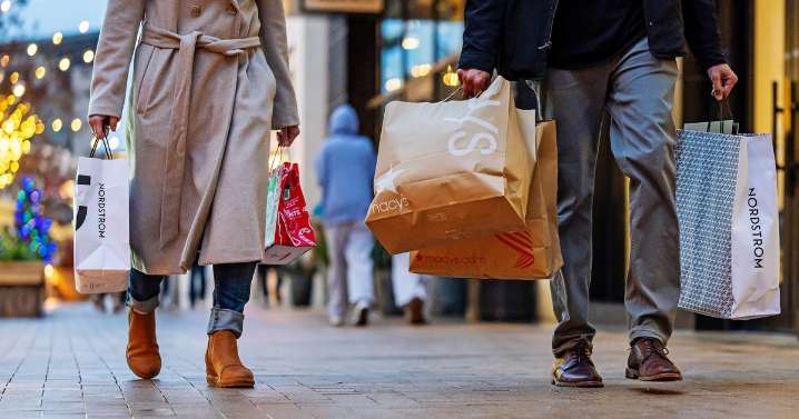 Gen Z slashes holiday budgets ahead of shopping season