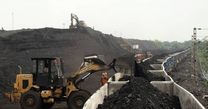 Leaders promised to cut climate pollution, then doubled down on fossil fuels