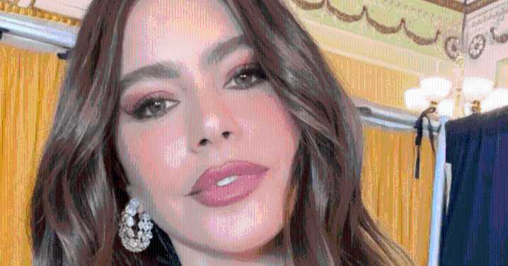 For Fans, Sofia Vergara Is a ‘Total Package’ as She Dances in Her Daring Fit