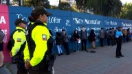 Ecuador vuelve a clases bajo estricto control policial en el marco de la creciente violencia