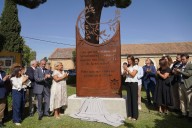 Ronda inaugura un monumento en memoria de las víctimas del terrorismo