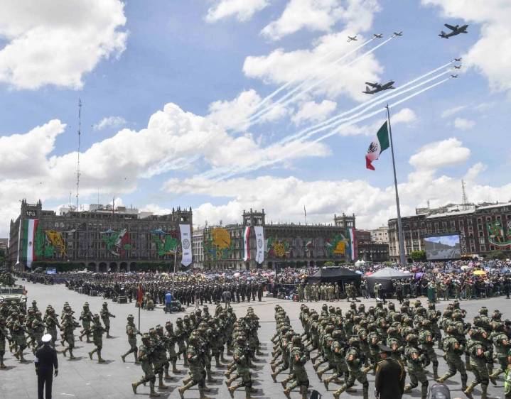 General Leana Ojeda rinde parte del Desfile Militar: 'Sin Novedad'
