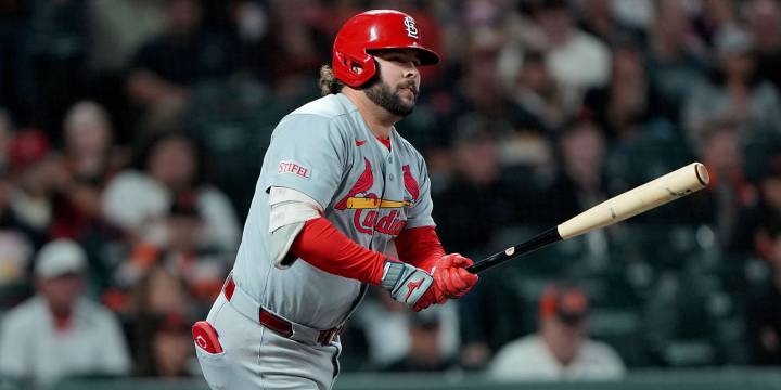 Alec Burleson, Cardinals win series opener vs. Giants