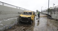 Accidente en puente Ricardo Palma: vehículo cae al parque La Muralla 