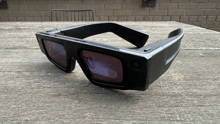 I Tried Snap's Evolving AR Glasses (Again). Get Ready for More AI