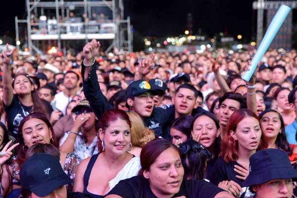 Festejan fiestas patrias con Josi Cuen y Jorge Medina